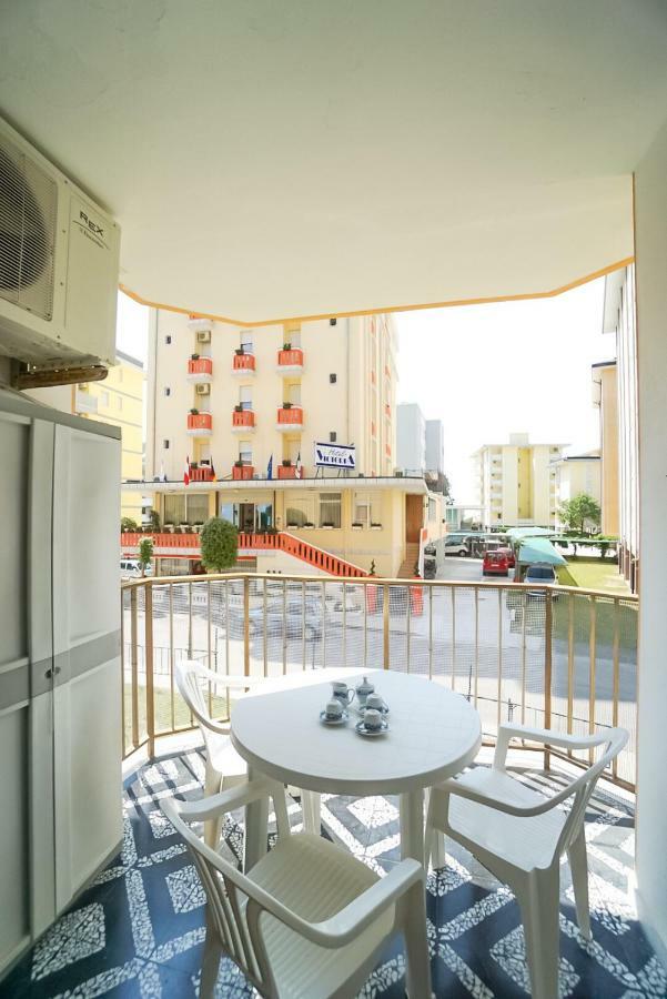 ביביונה Residence Giuliana מראה חיצוני תמונה